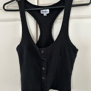 Revolve tank